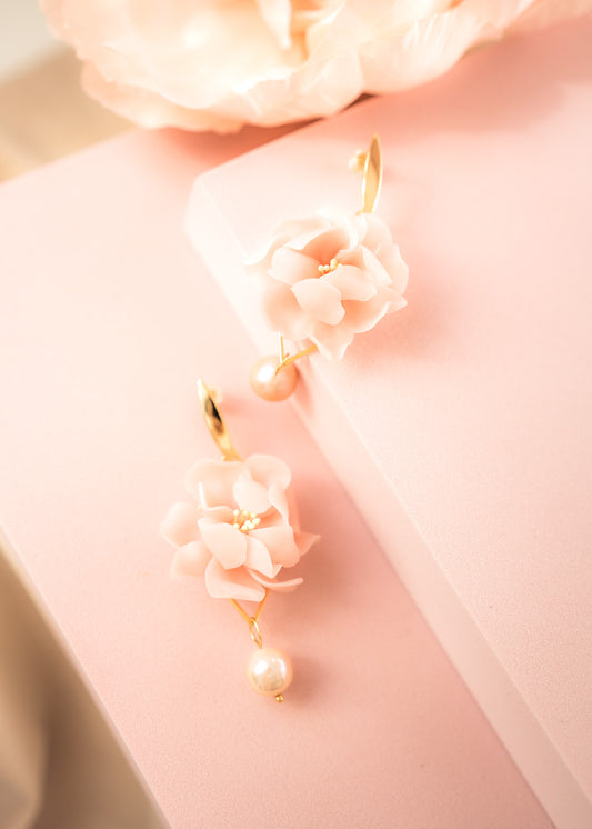 Roses Polymer clay earrings • Modern earrings • Clay earrings • Everyday earrings • Bridal earrings  • Wedding Jewerly
