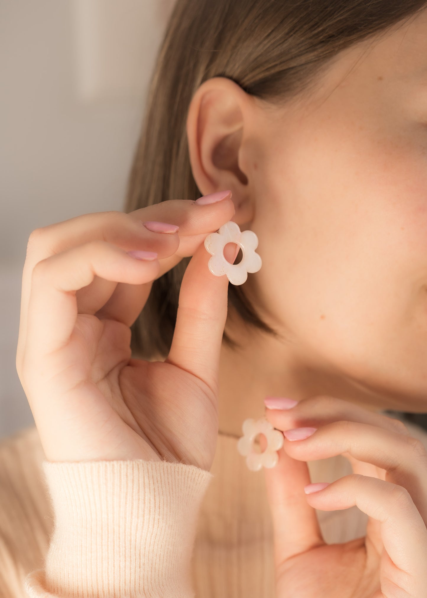 Simple Flower 2 Earrings • Modern earrings • Clay earrings • Everyday earrings